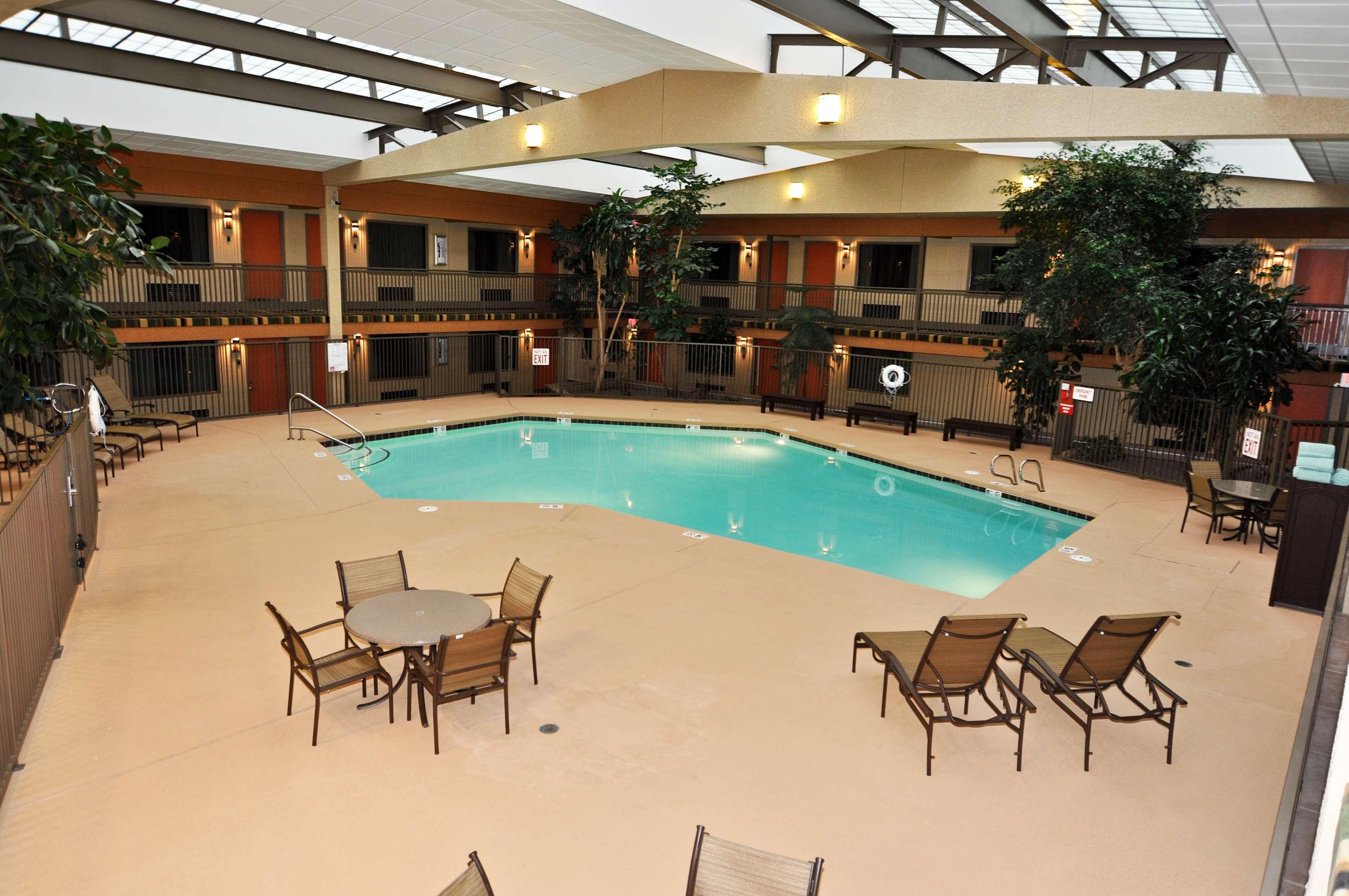 Best Western Plus Raton Hotel Buitenkant foto