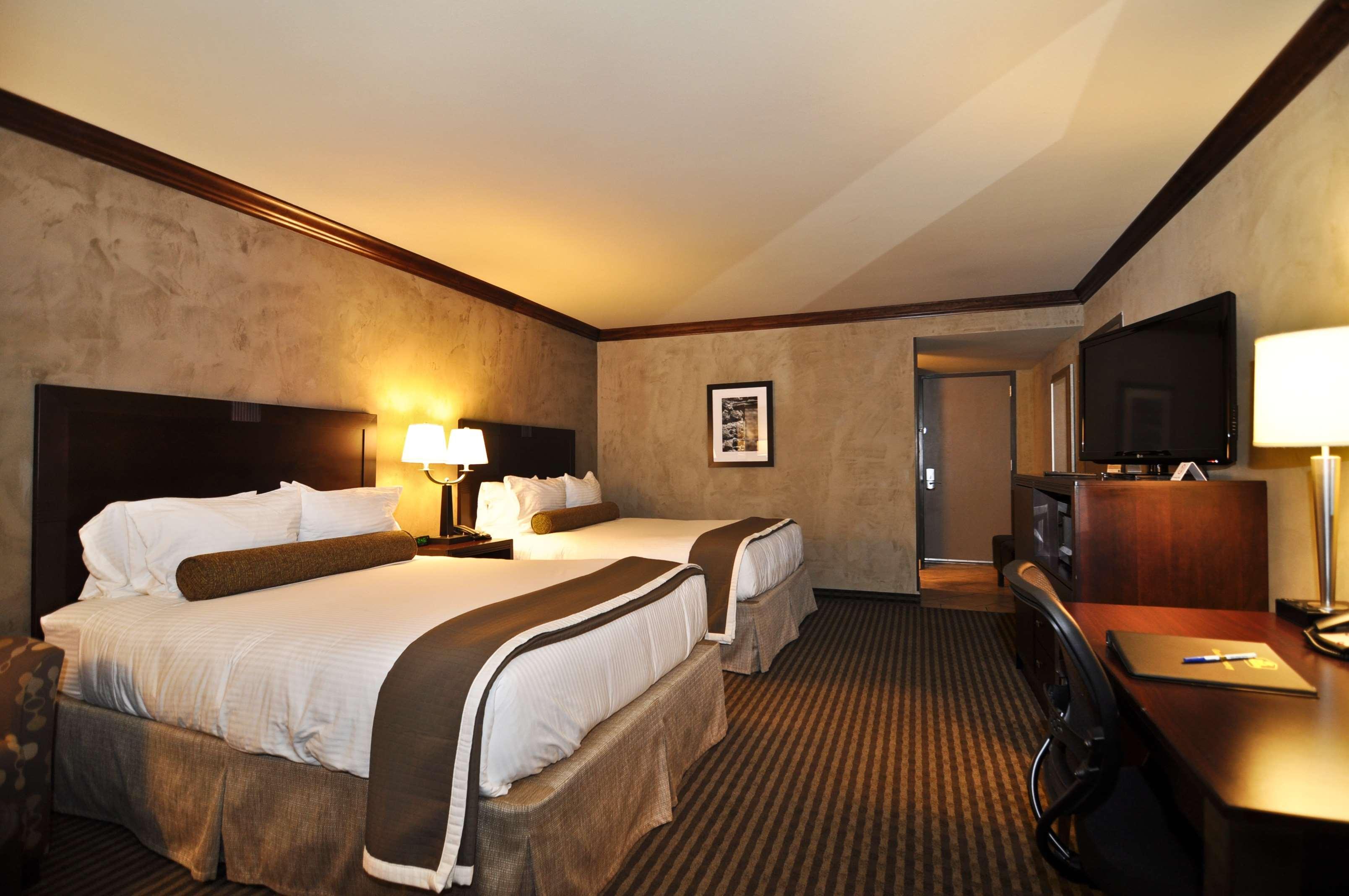 Best Western Plus Raton Hotel Buitenkant foto