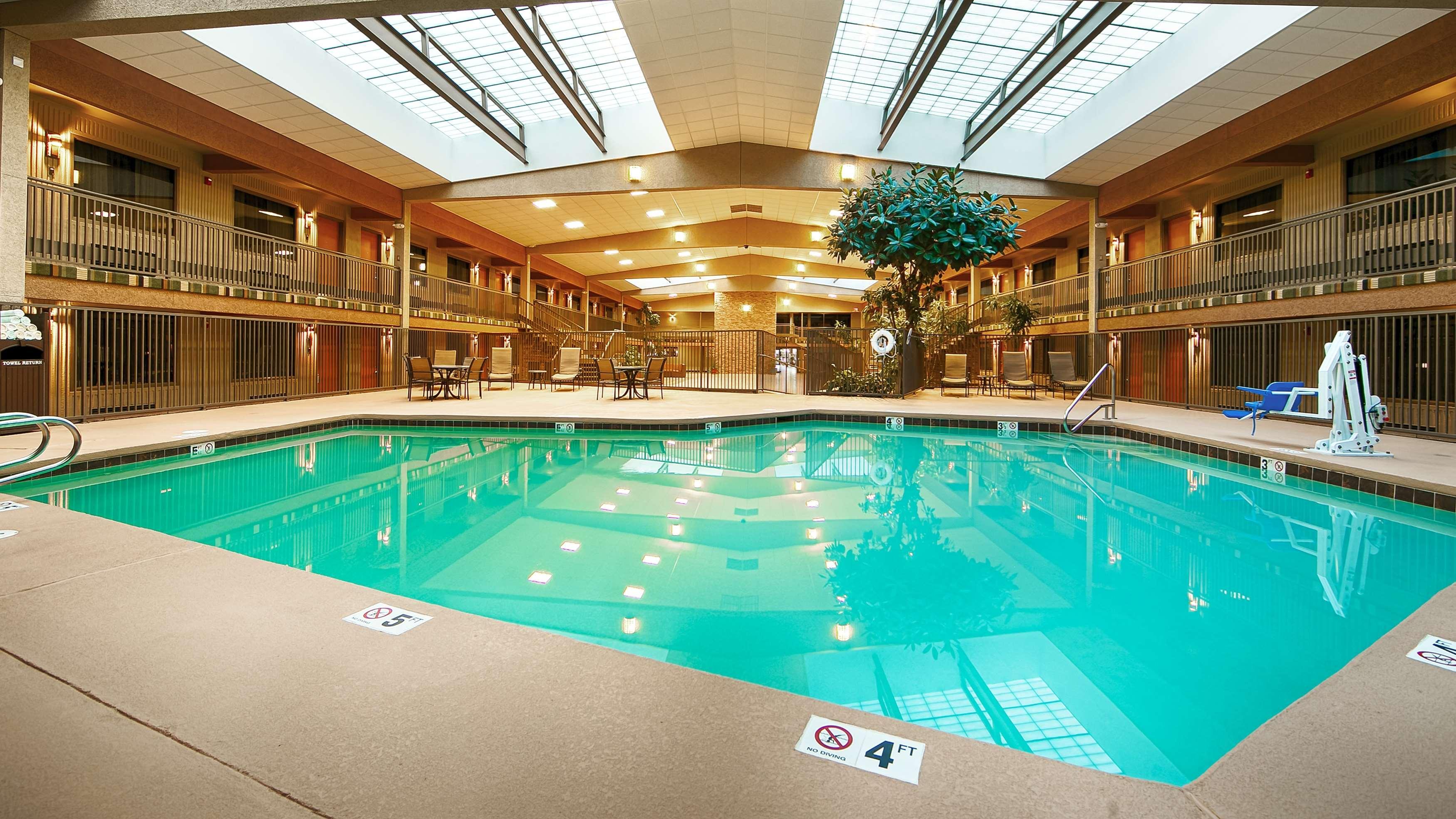 Best Western Plus Raton Hotel Buitenkant foto
